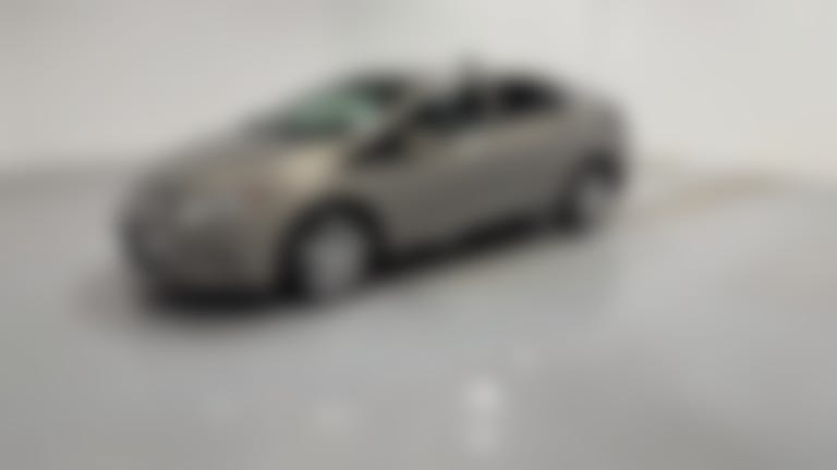2017 Chevrolet Volt vehicle photo