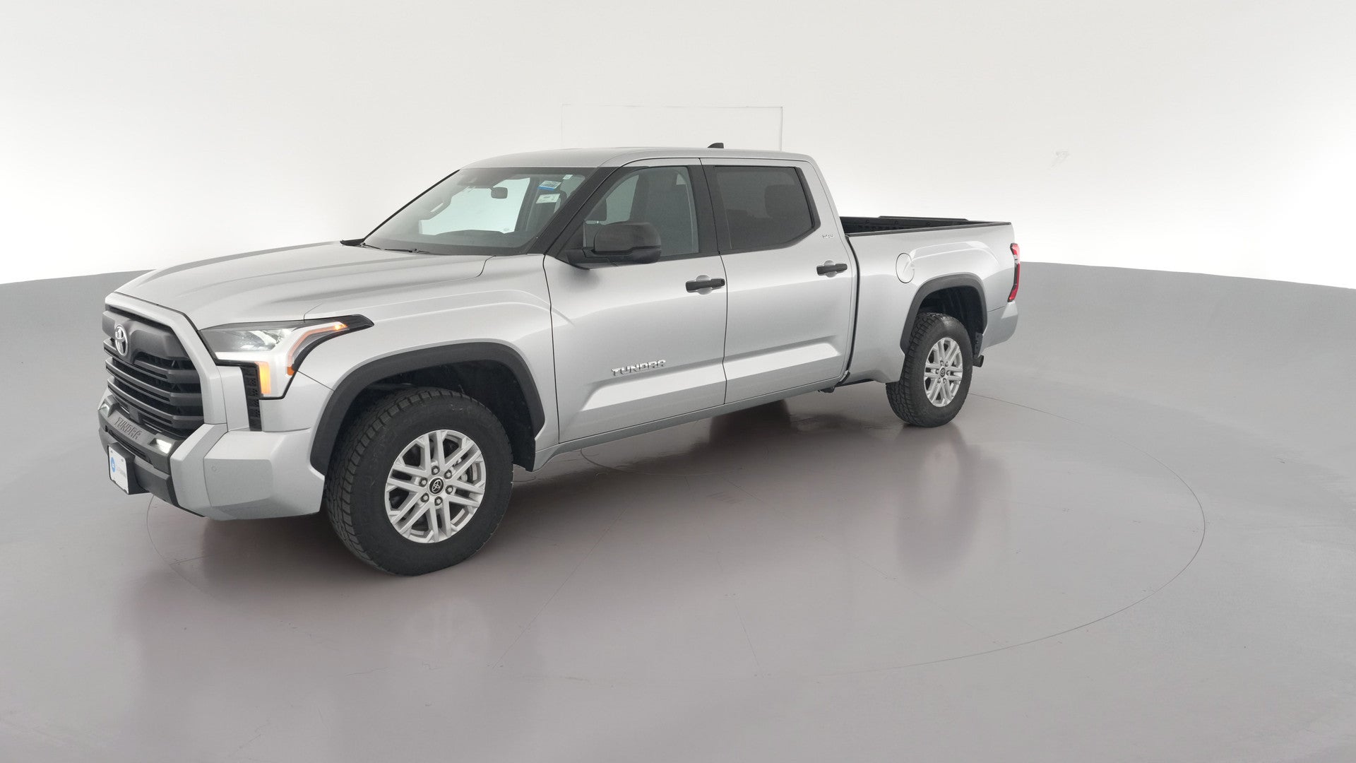 2022 Toyota Tundra CrewMax vehicle photo