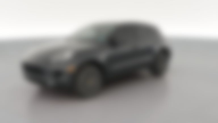 2018 Porsche Macan vehicle photo