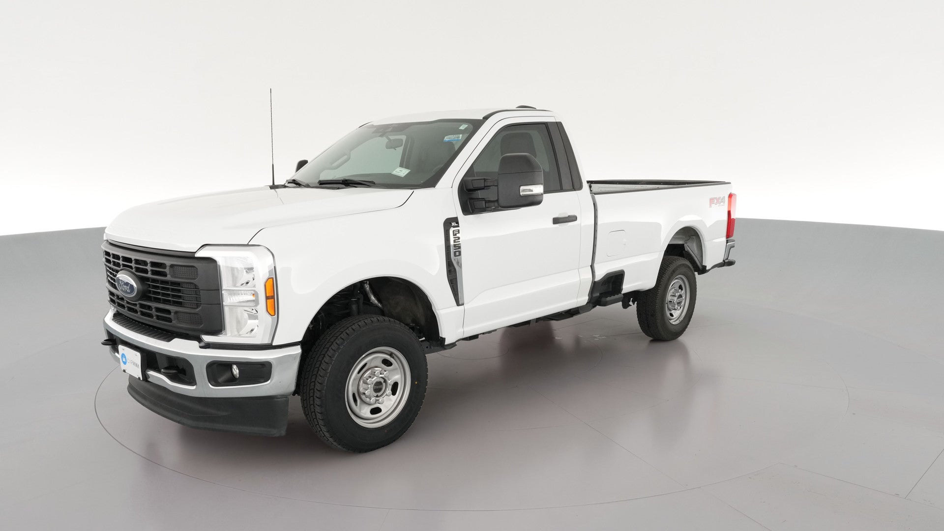 2024 Ford F250 Super Duty Regular Cab vehicle photo