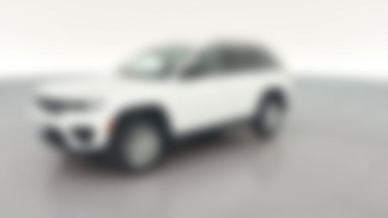 2024 Jeep Grand Cherokee vehicle photo