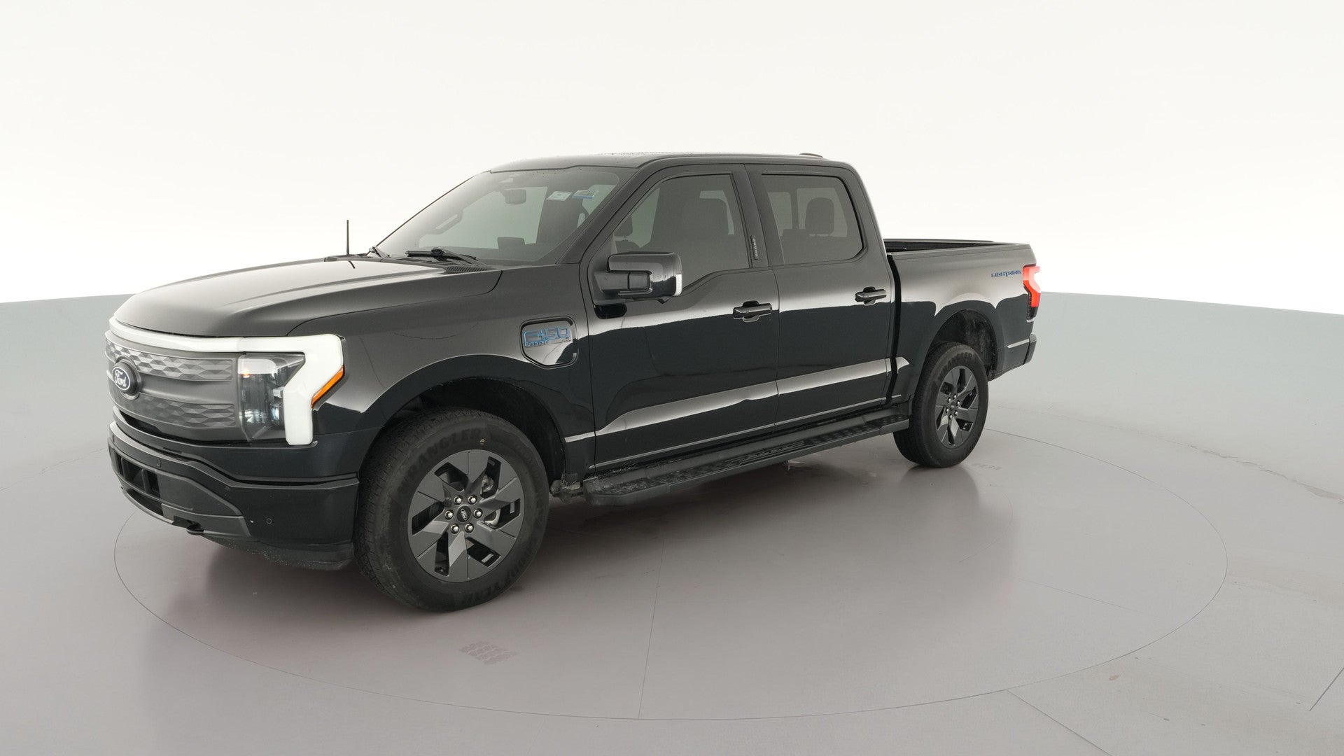 2024 Ford F150 Lightning vehicle photo