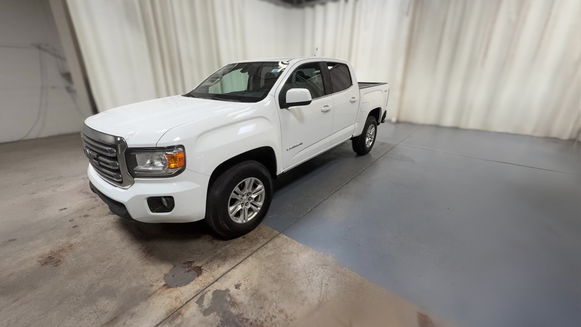 2019 GMC Canyon Crew Cab vehicle photo