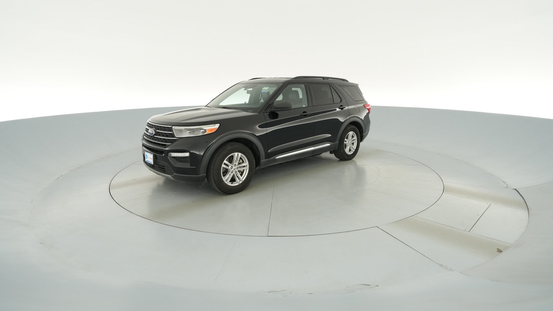 2020 Ford Explorer vehicle photo