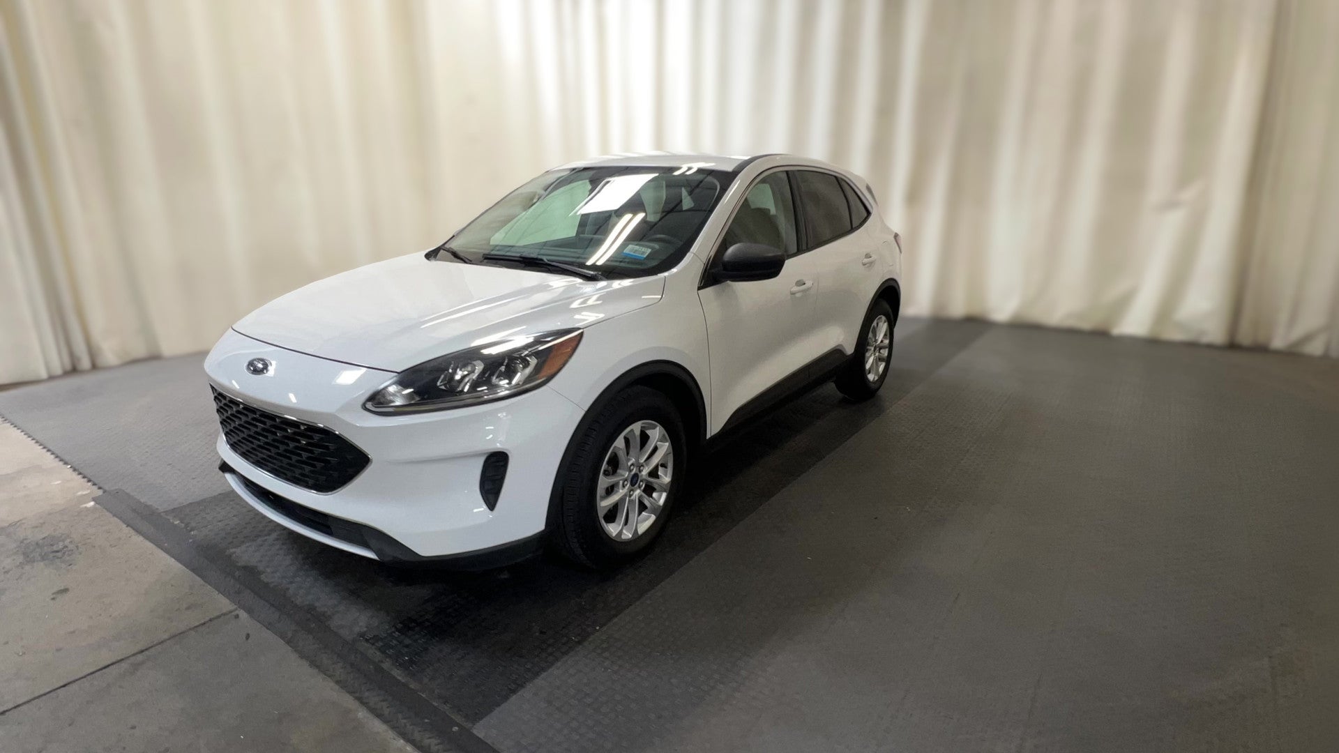 2022 Ford Escape vehicle photo