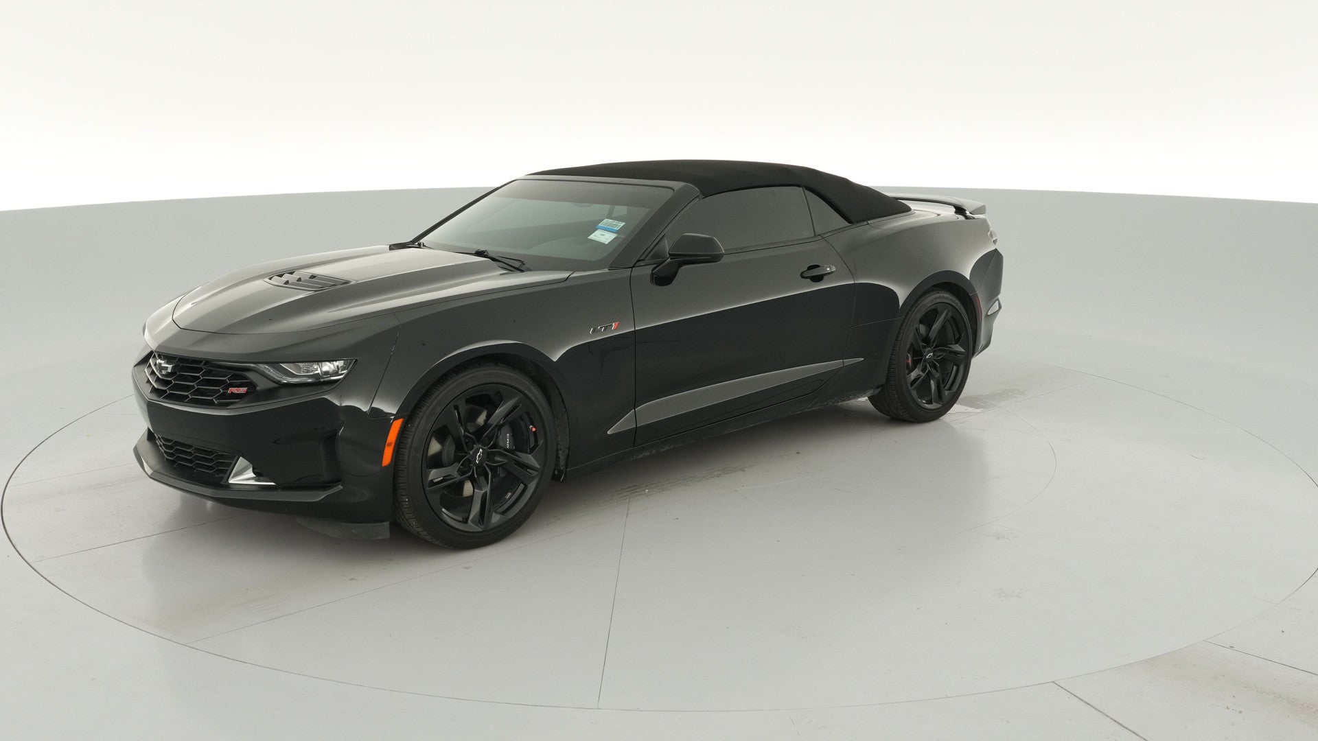 2024 Chevrolet Camaro vehicle photo