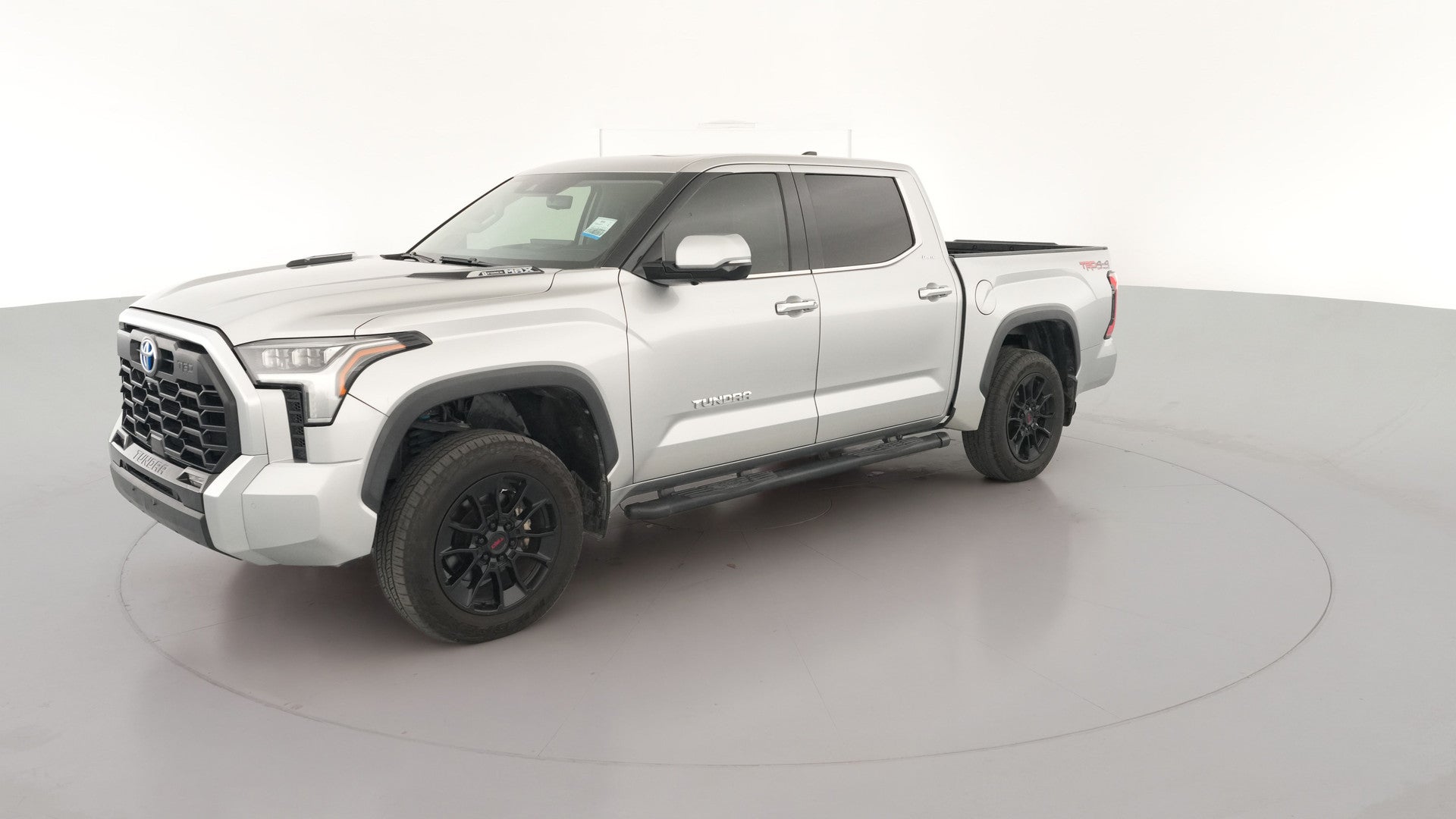 2022 Toyota Tundra Hybrid CrewMax vehicle photo