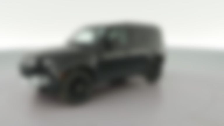 2025 Land Rover Defender 110 vehicle photo