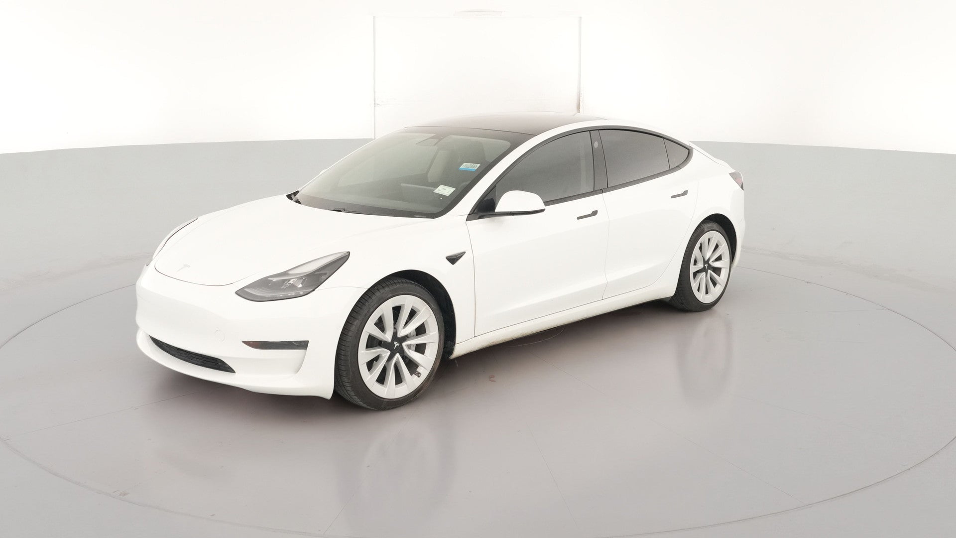 2021 Tesla Model 3 vehicle photo