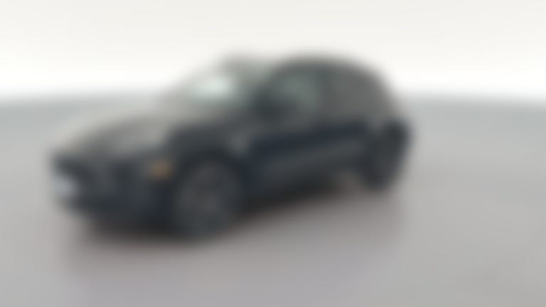 2021 Porsche Macan vehicle photo