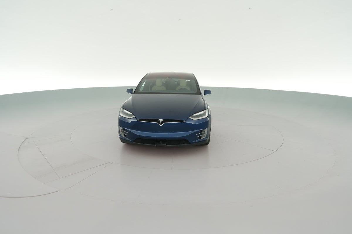 2016 Tesla Model X 90D in Blue — 360° view 1
