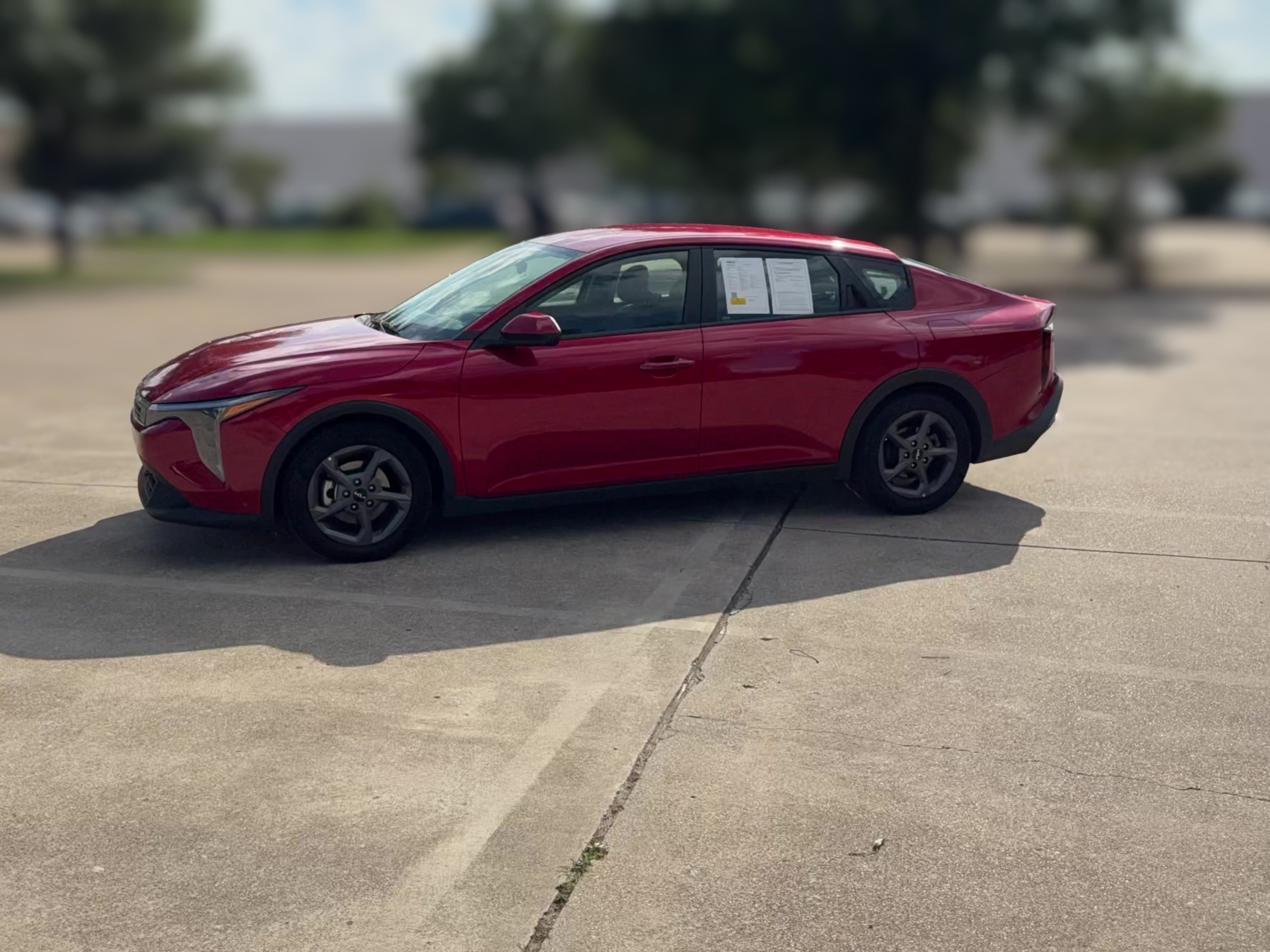2025 Kia K4 LXS - Photo 24