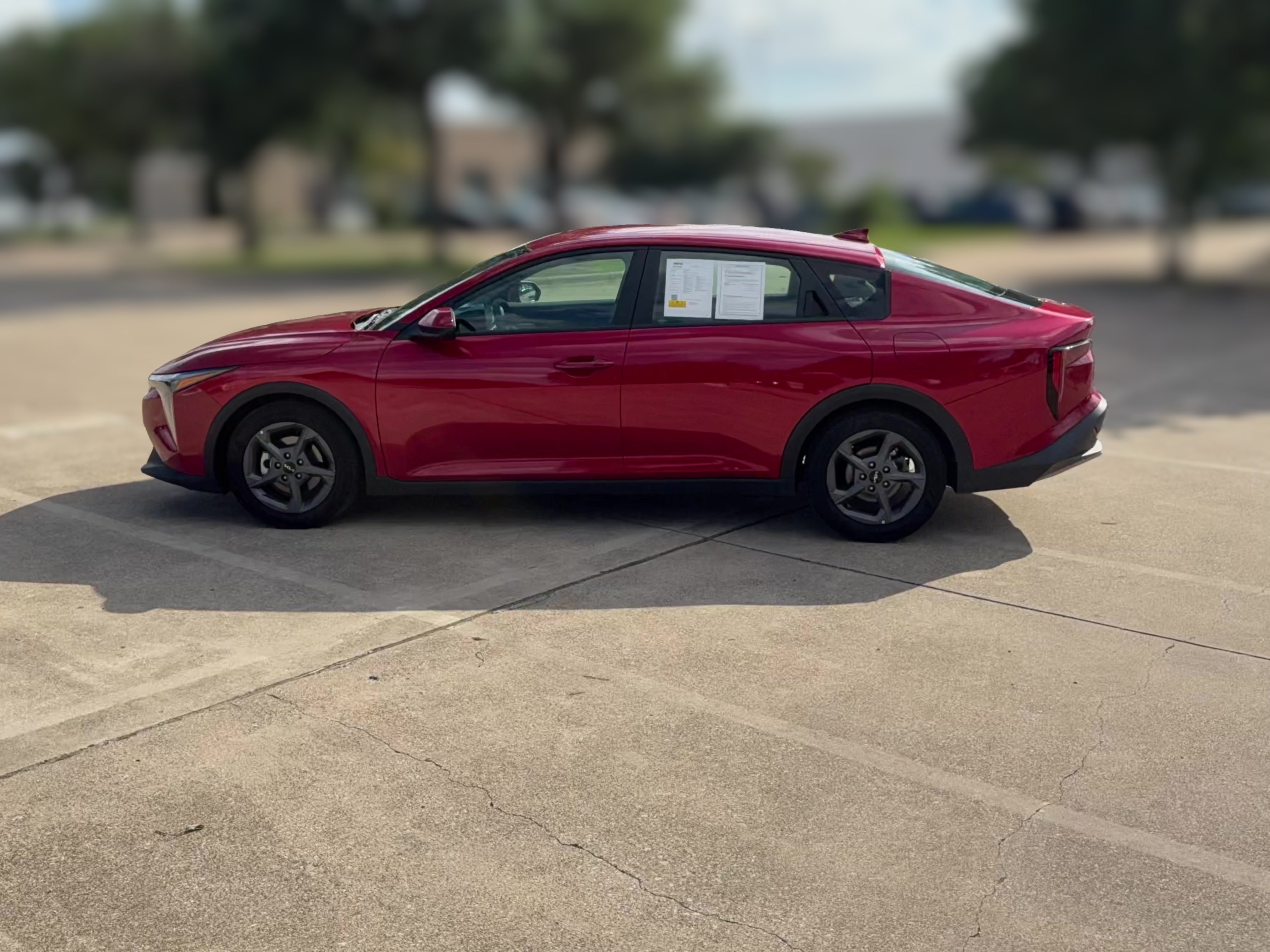 2025 Kia K4 LXS - Photo 25