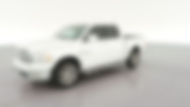 2017 Ram 1500 Crew Cab vehicle photo