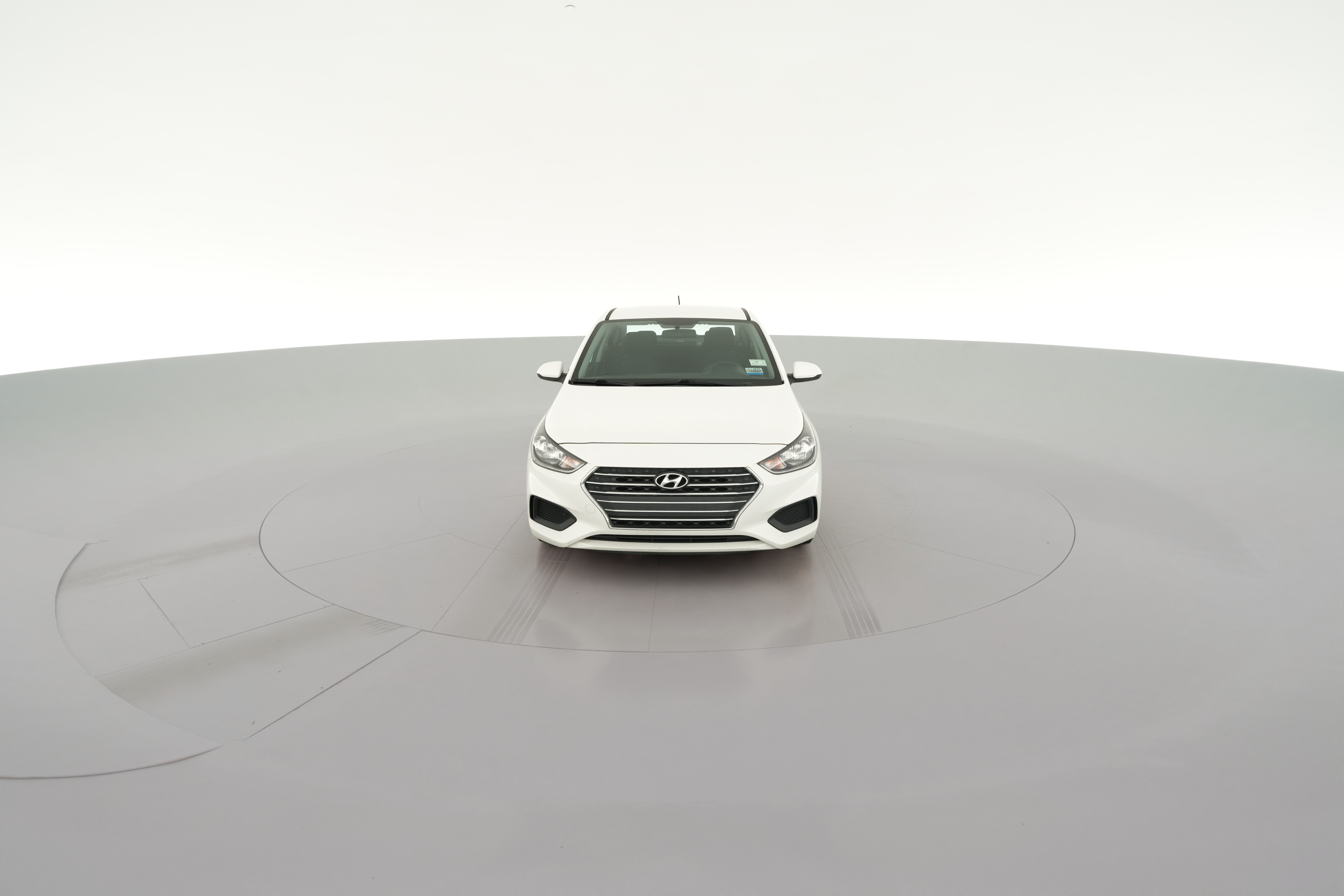 2021 Hyundai Accent SE - Photo 18