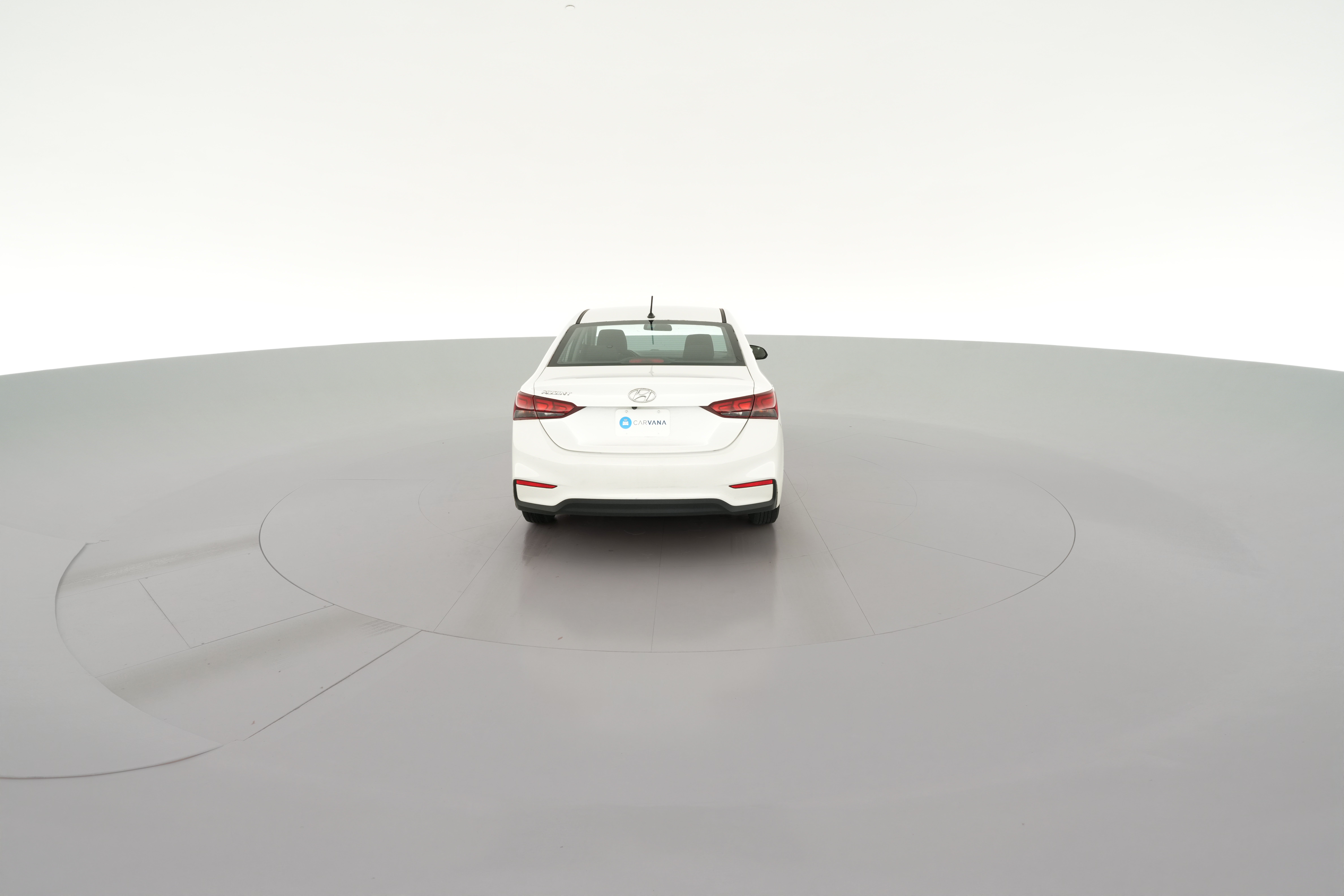 2021 Hyundai Accent SE - Photo 26