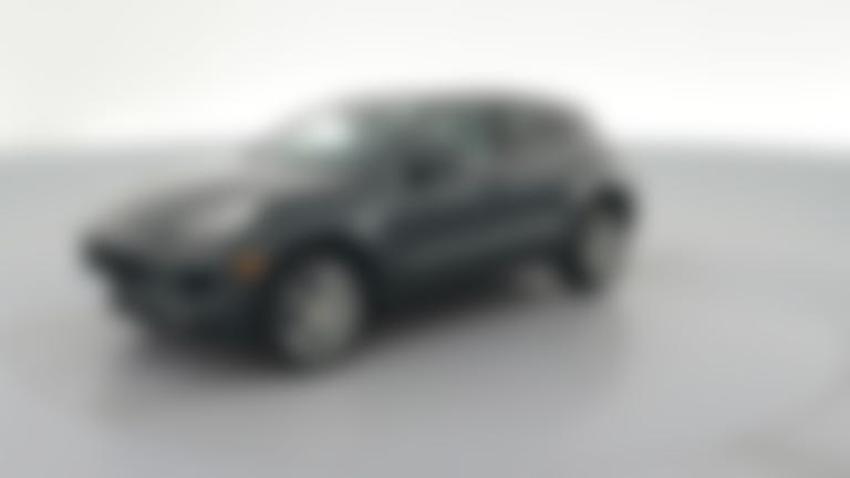 2017 Porsche Macan vehicle photo