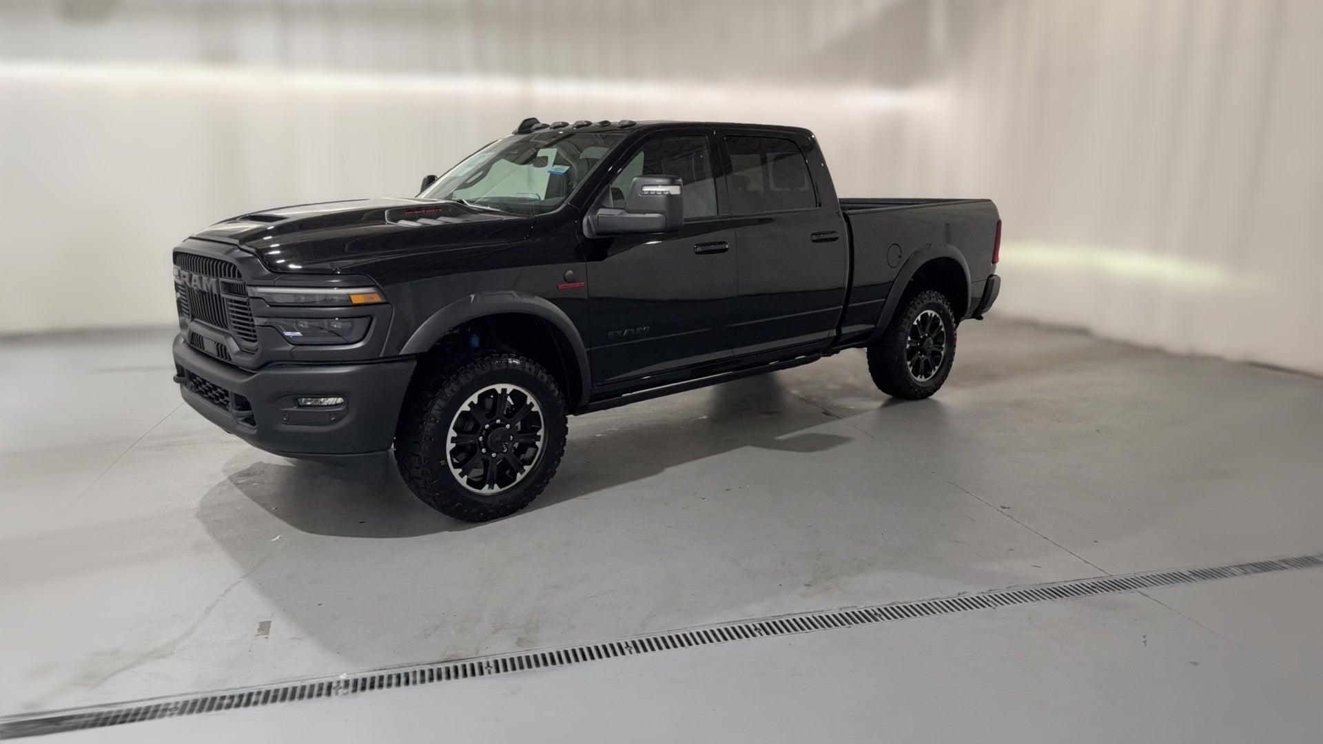 2026 Ram 2500 Crew Cab vehicle photo
