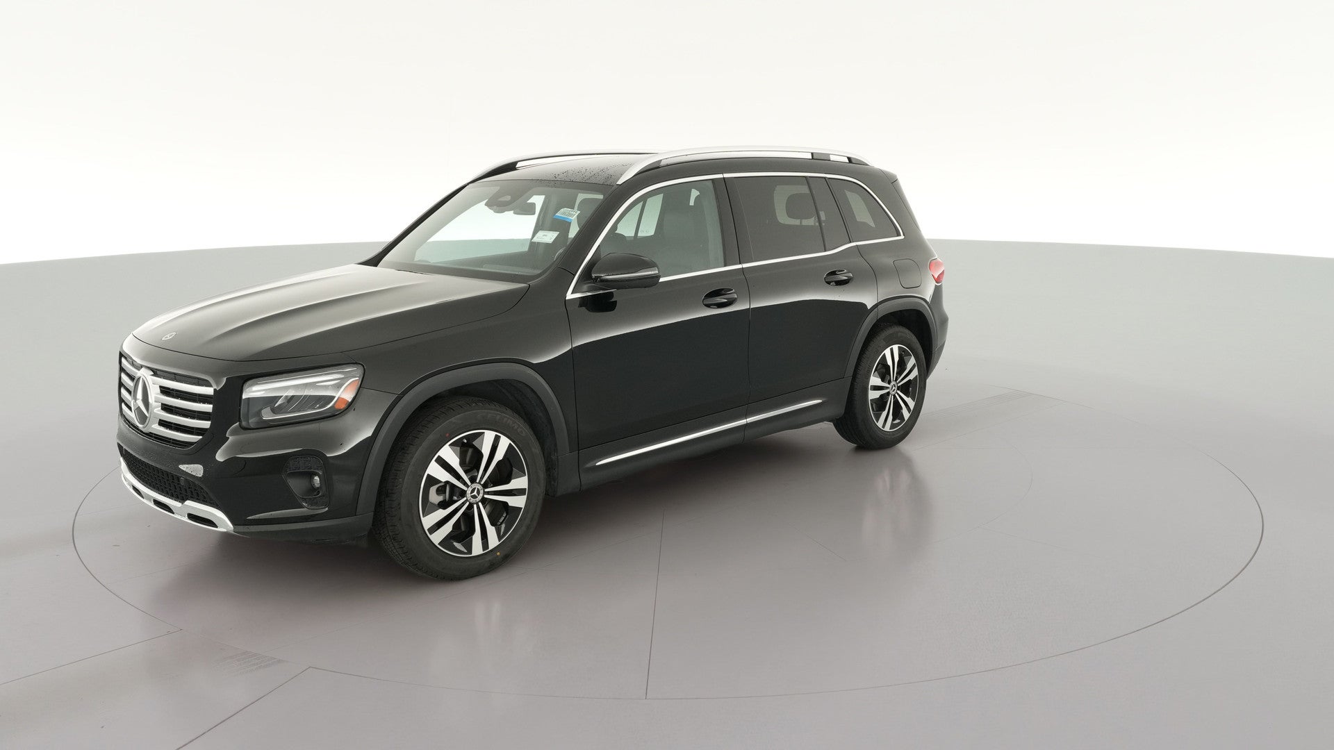 2025 Mercedes-Benz GLB vehicle photo