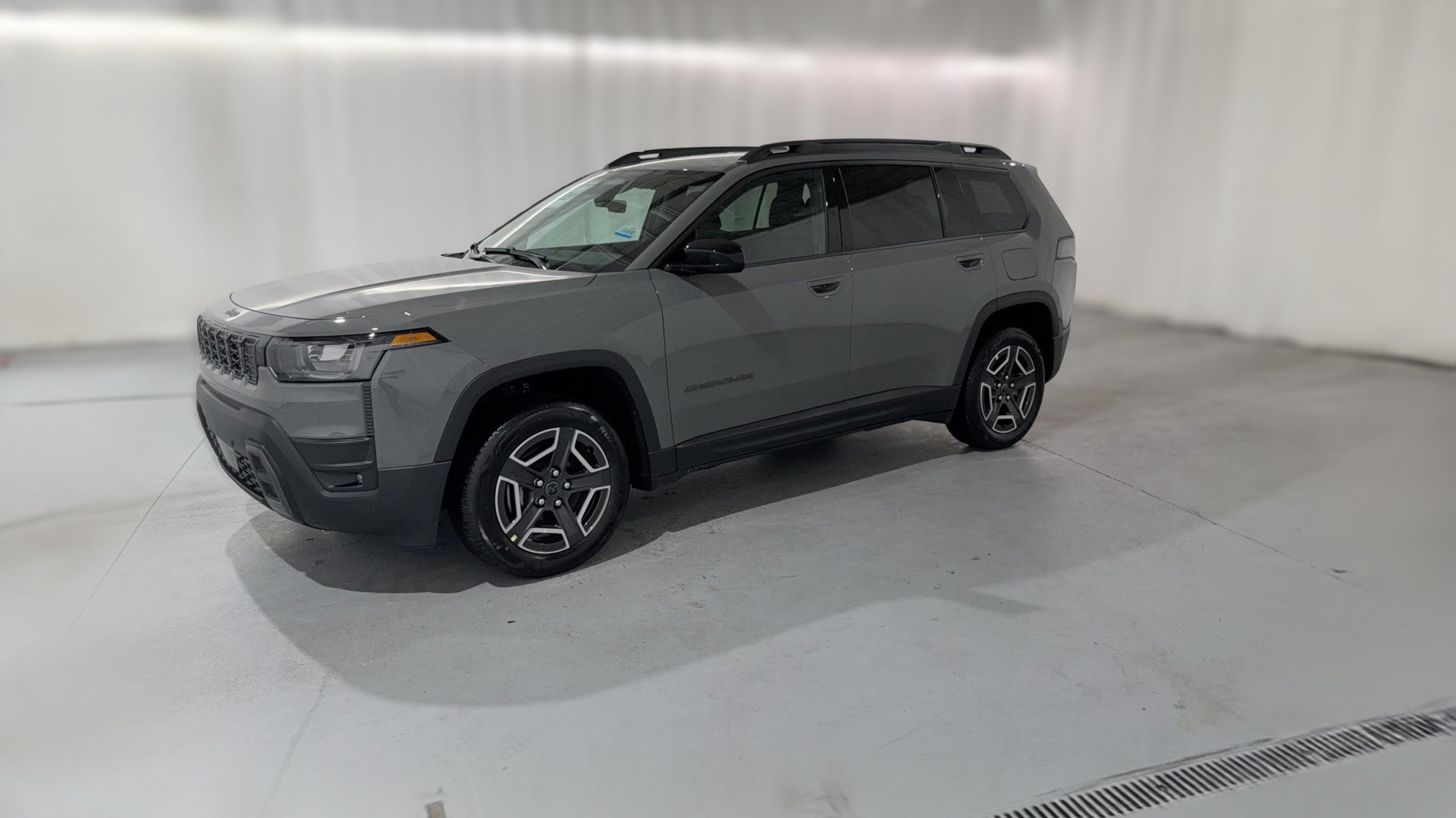 2026 Jeep Cherokee vehicle photo