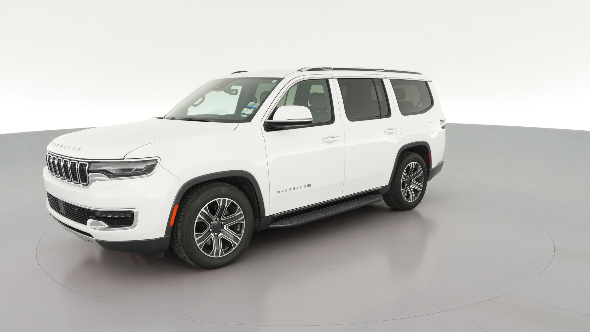 2022 Jeep Wagoneer vehicle photo