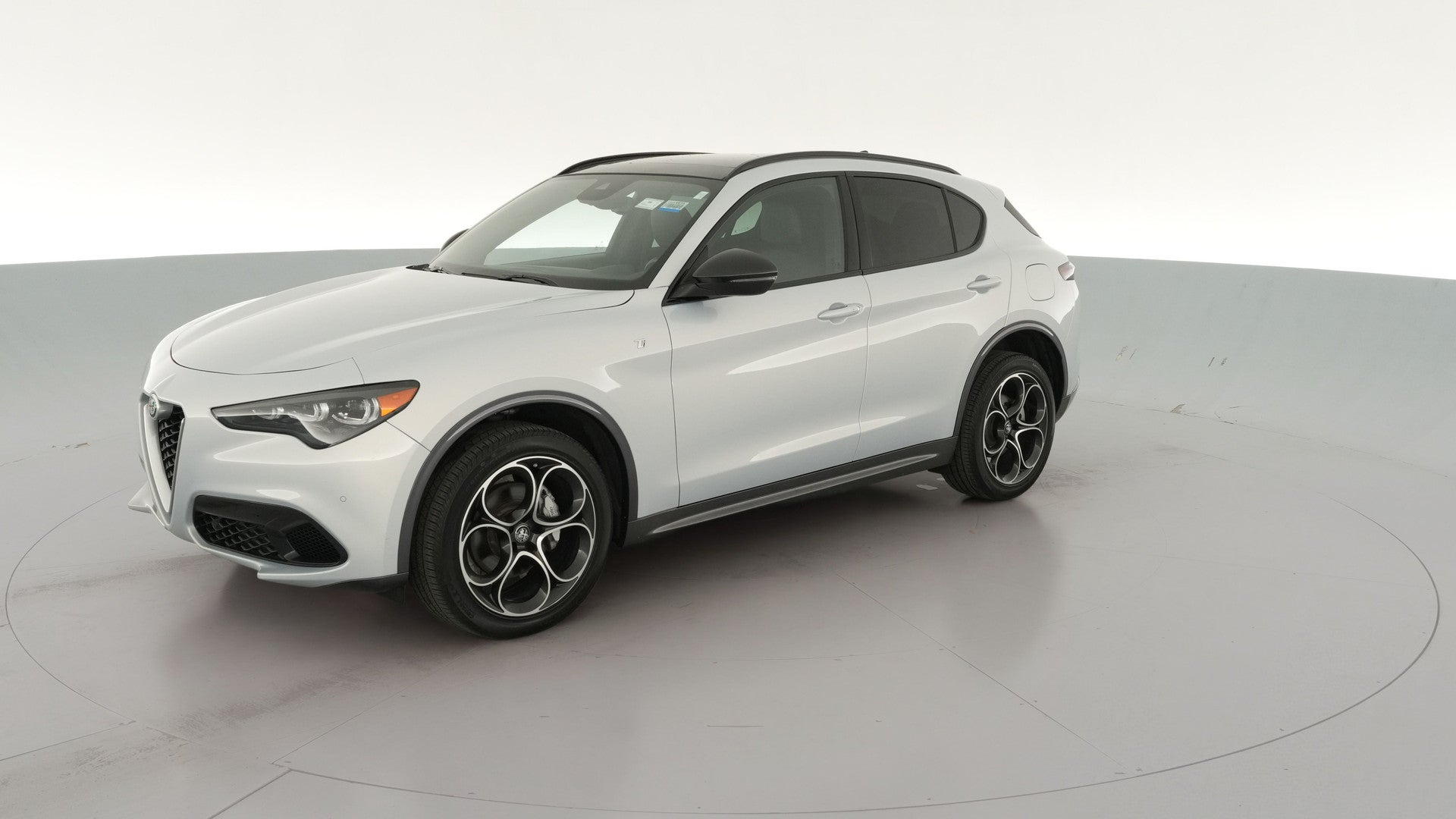 2024 Alfa Romeo Stelvio vehicle photo