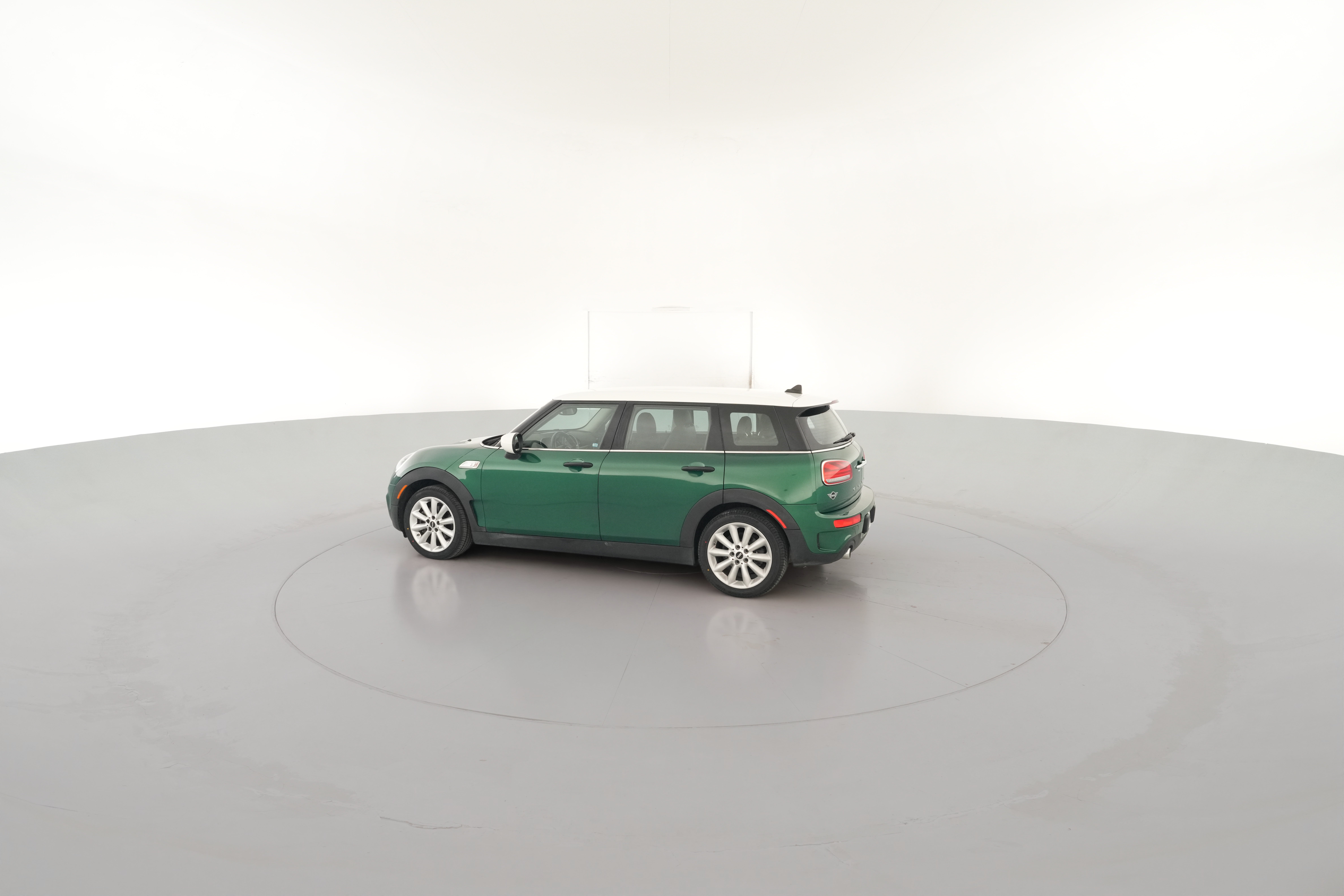 2023 MINI Clubman S - Photo 24
