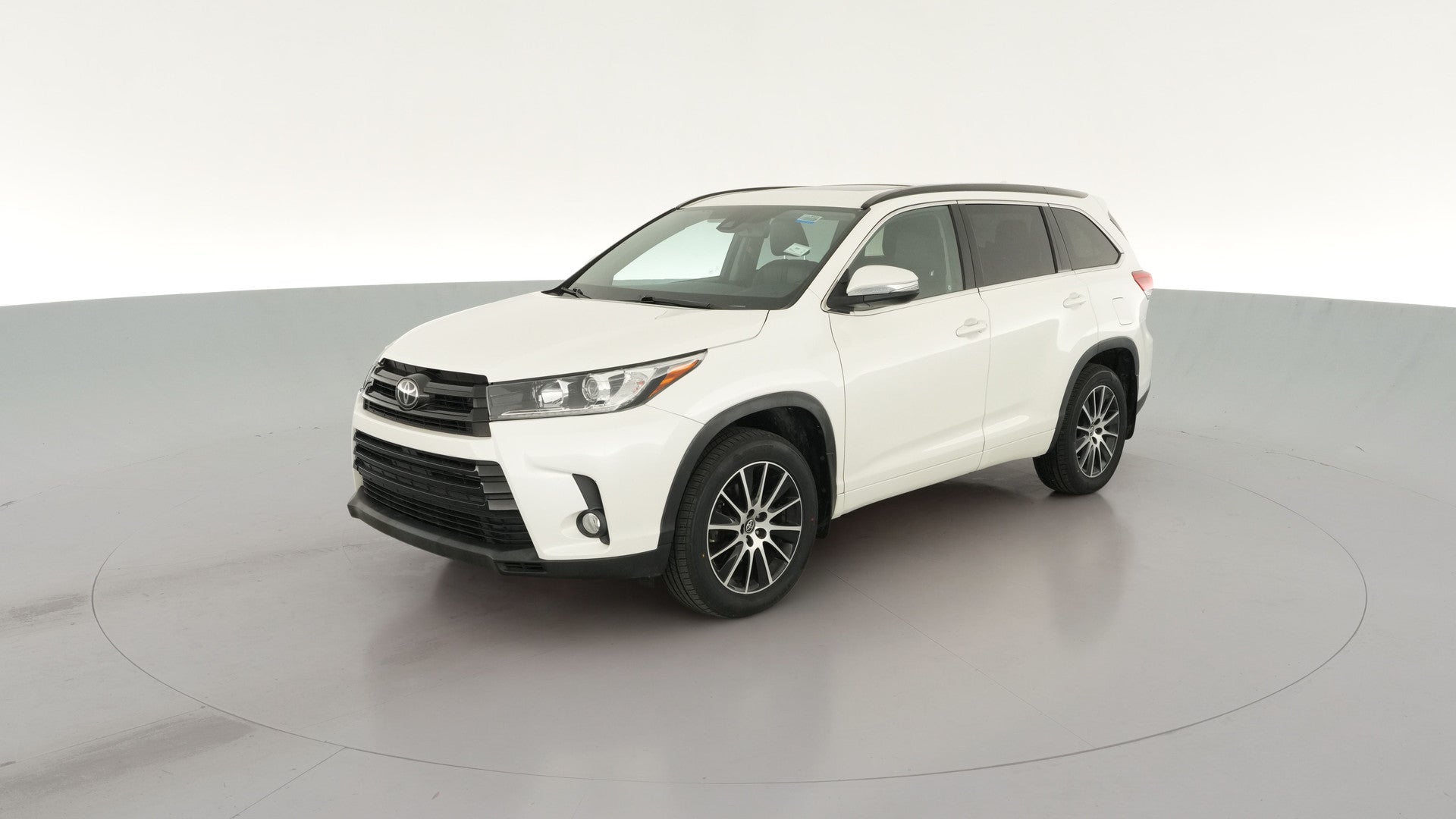 2018 Toyota Highlander vehicle photo