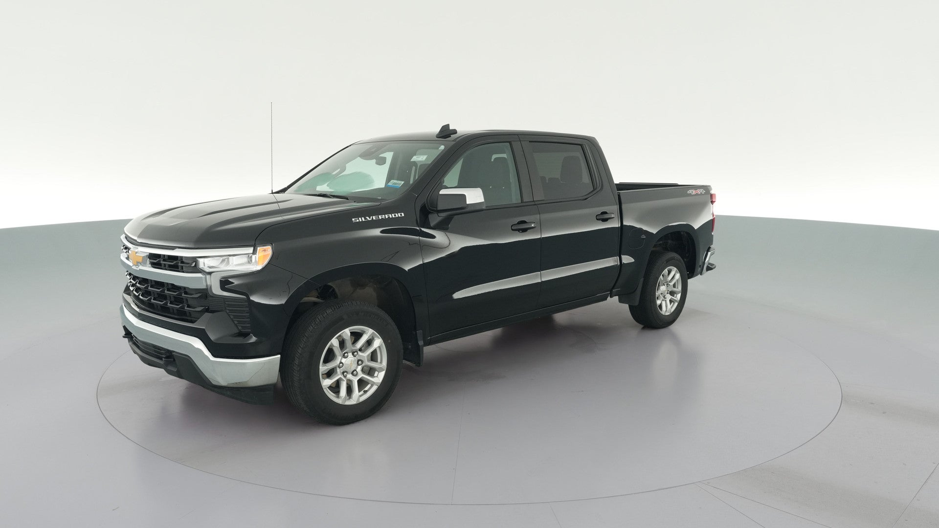 2024 Chevrolet Silverado 1500 Crew Cab vehicle photo