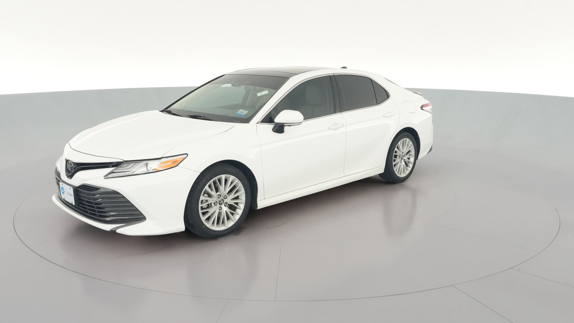 2018 Toyota Camry vehicle photo
