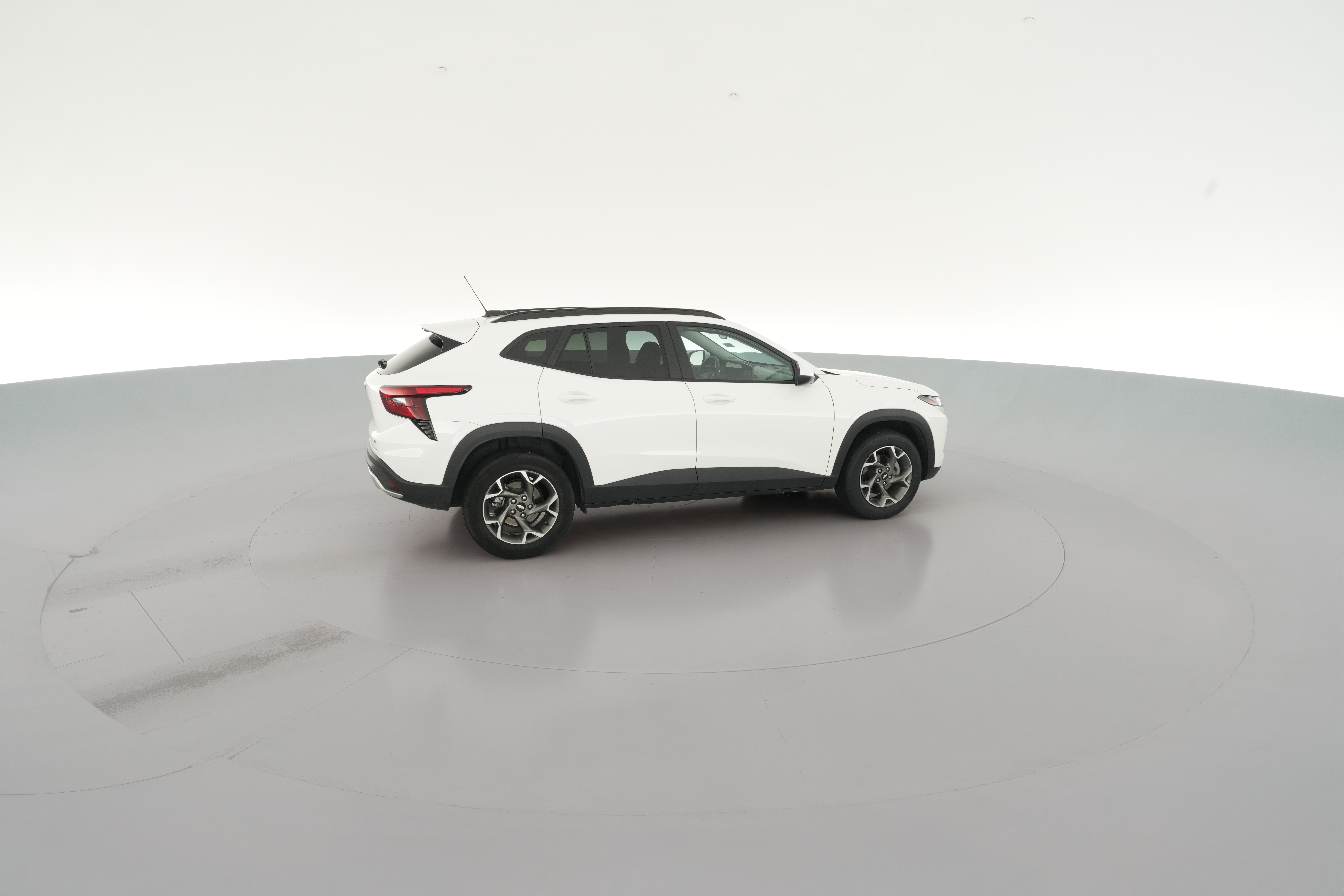 2025 Chevrolet Trax LT - Photo 33