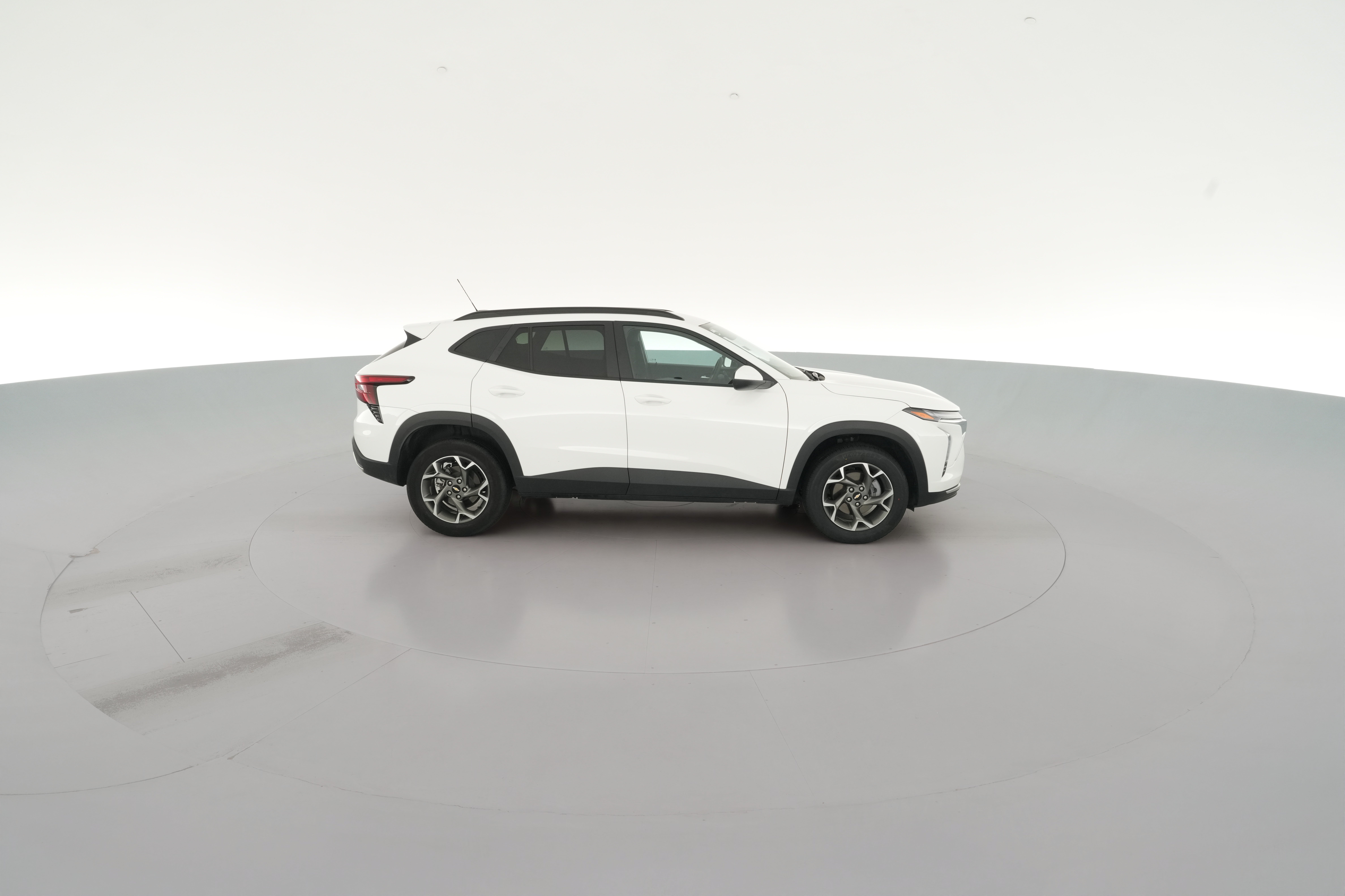 2025 Chevrolet Trax LT - Photo 34