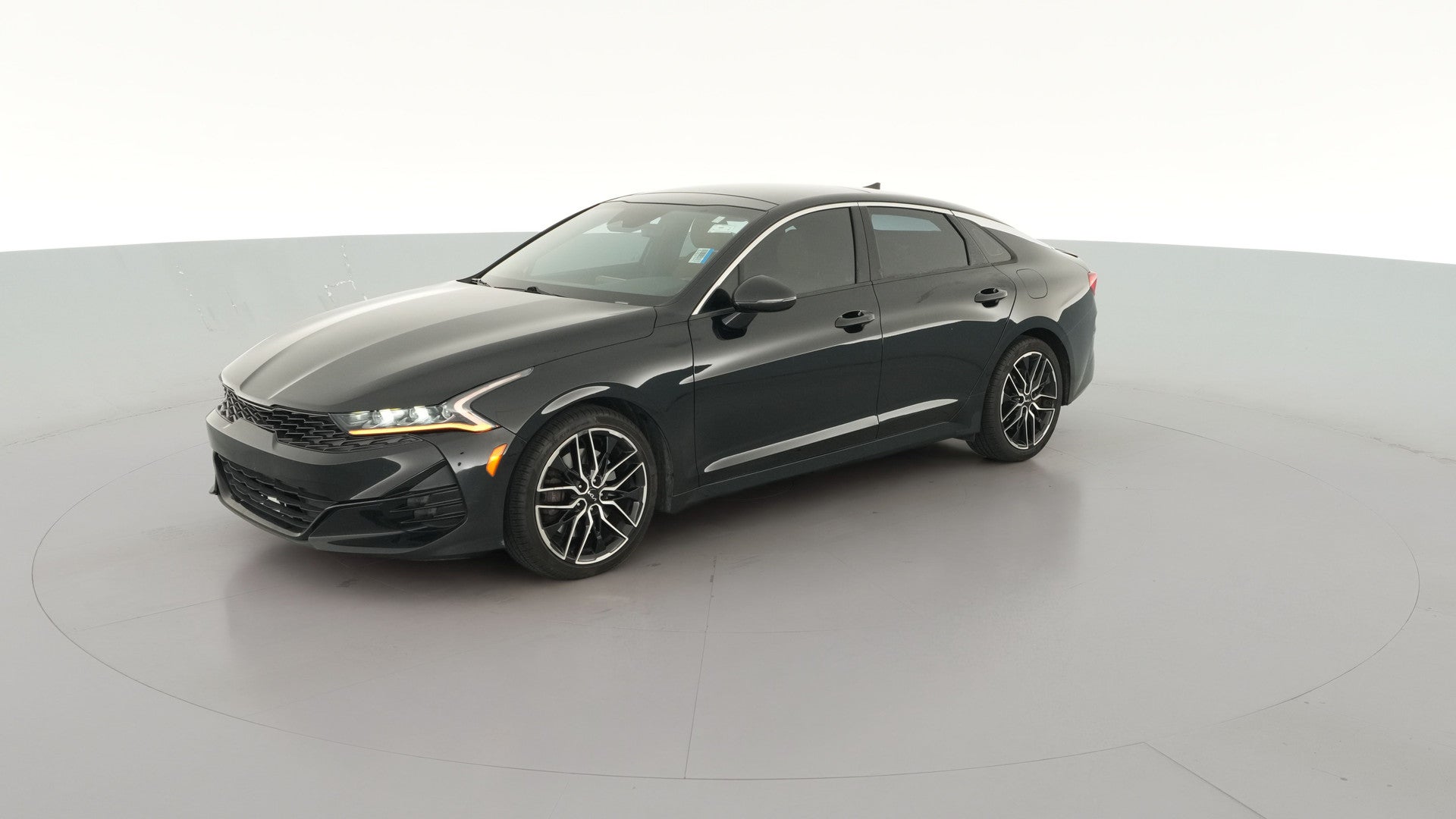 2022 Kia K5 vehicle photo