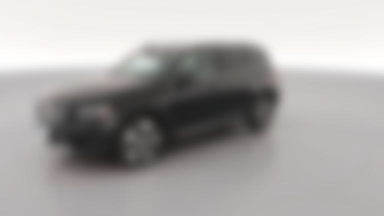 2025 Mercedes-Benz GLB vehicle photo