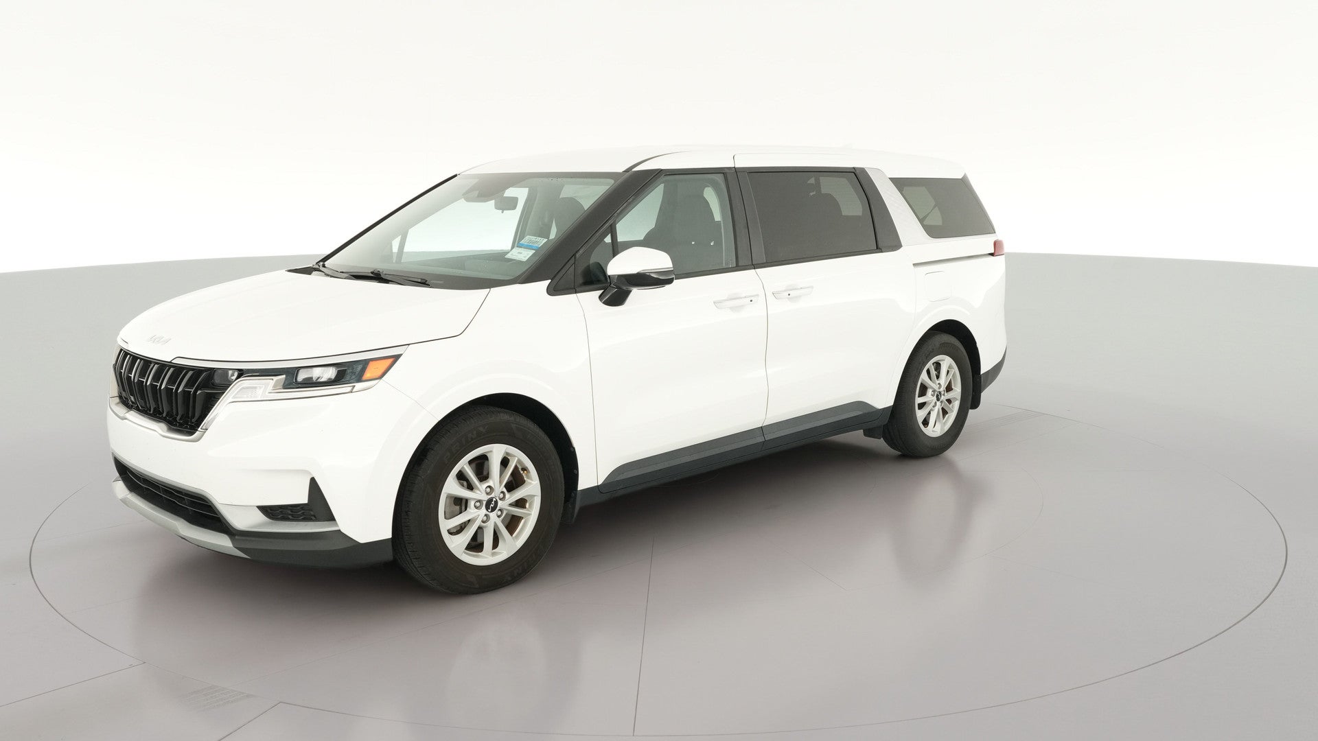 2023 Kia Carnival vehicle photo