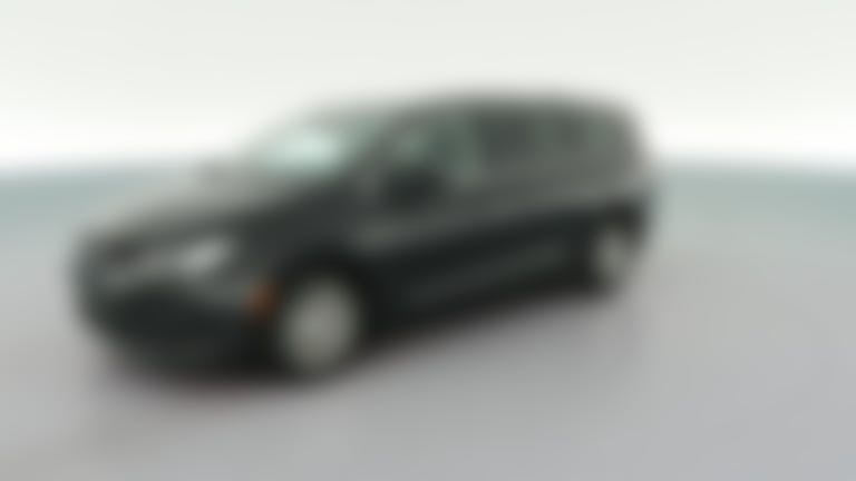2023 Chrysler Voyager vehicle photo