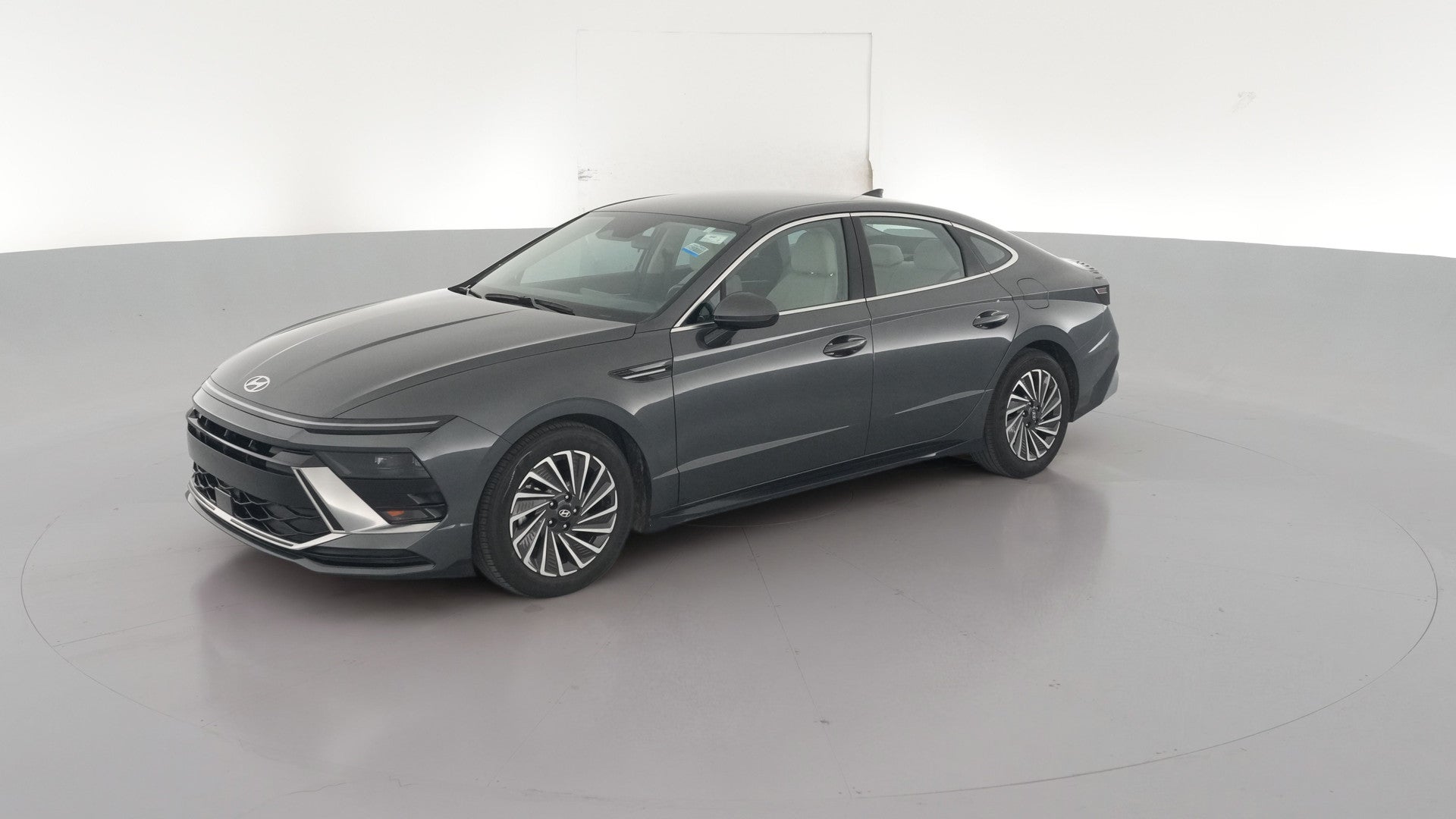 2025 Hyundai Sonata Hybrid vehicle photo