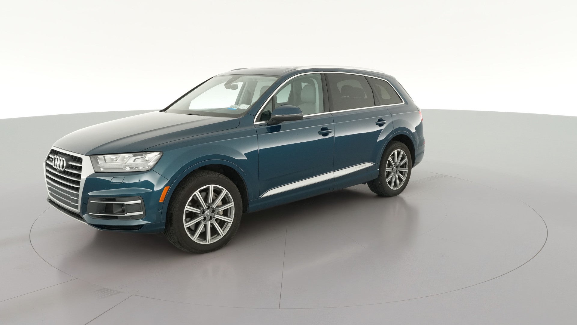 2019 Audi Q7 vehicle photo