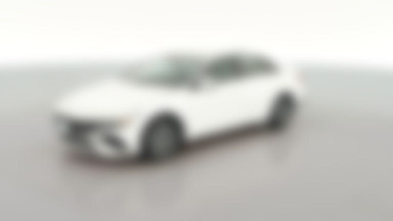 2024 Hyundai Elantra vehicle photo