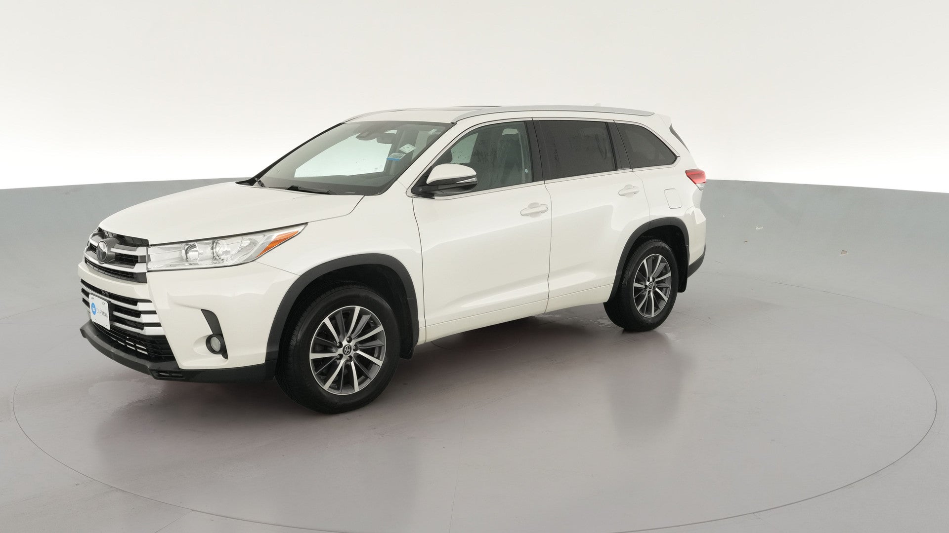 2017 Toyota Highlander vehicle photo