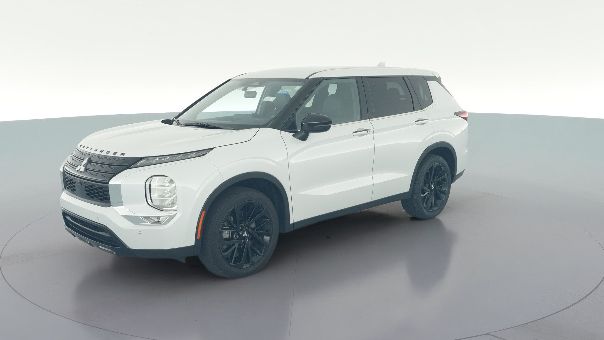 2024 Mitsubishi Outlander vehicle photo