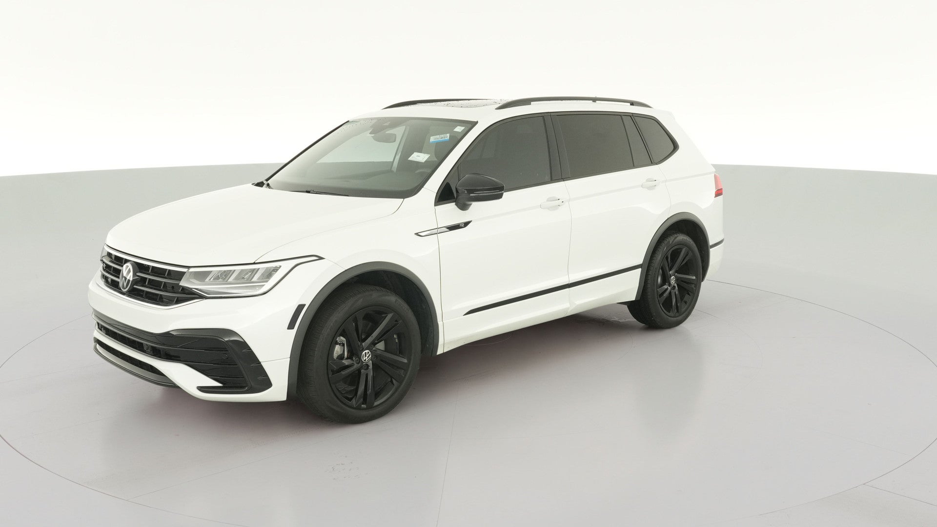 2024 Volkswagen Tiguan vehicle photo