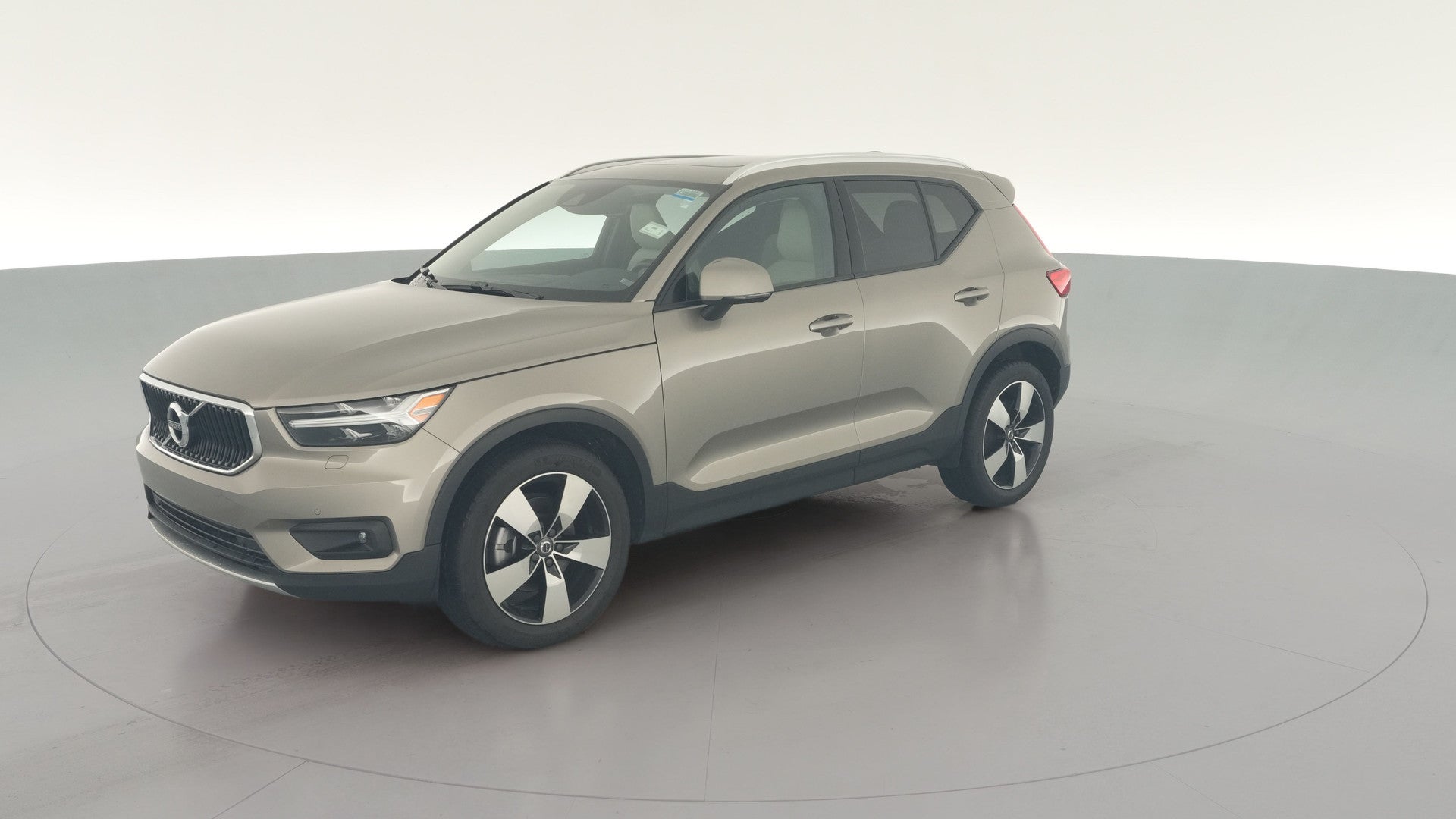 2022 Volvo XC40 vehicle photo