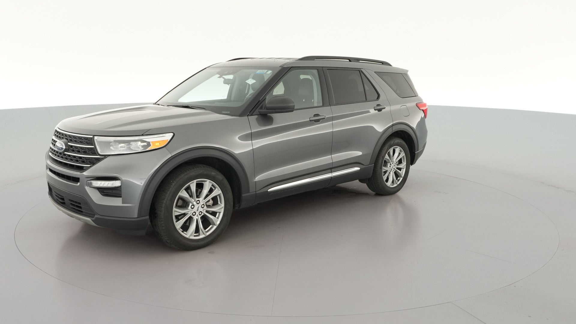 2023 Ford Explorer vehicle photo