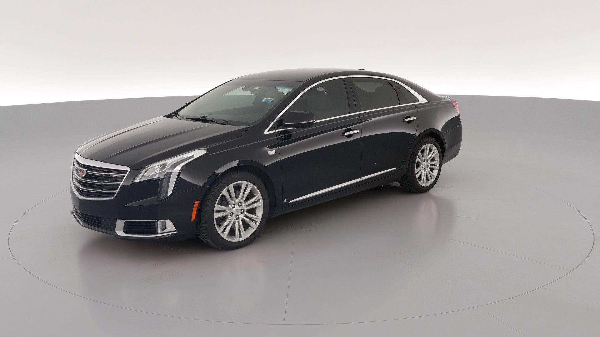 2018 Cadillac XTS vehicle photo