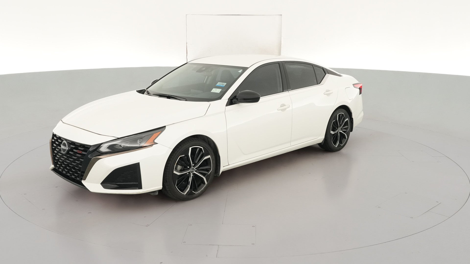 2024 Nissan Altima vehicle photo