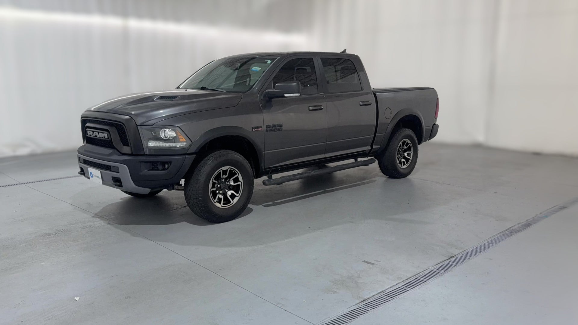 2018 Ram 1500 Crew Cab vehicle photo