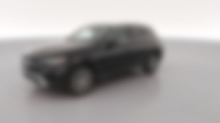 2024 Mercedes-Benz GLC vehicle photo