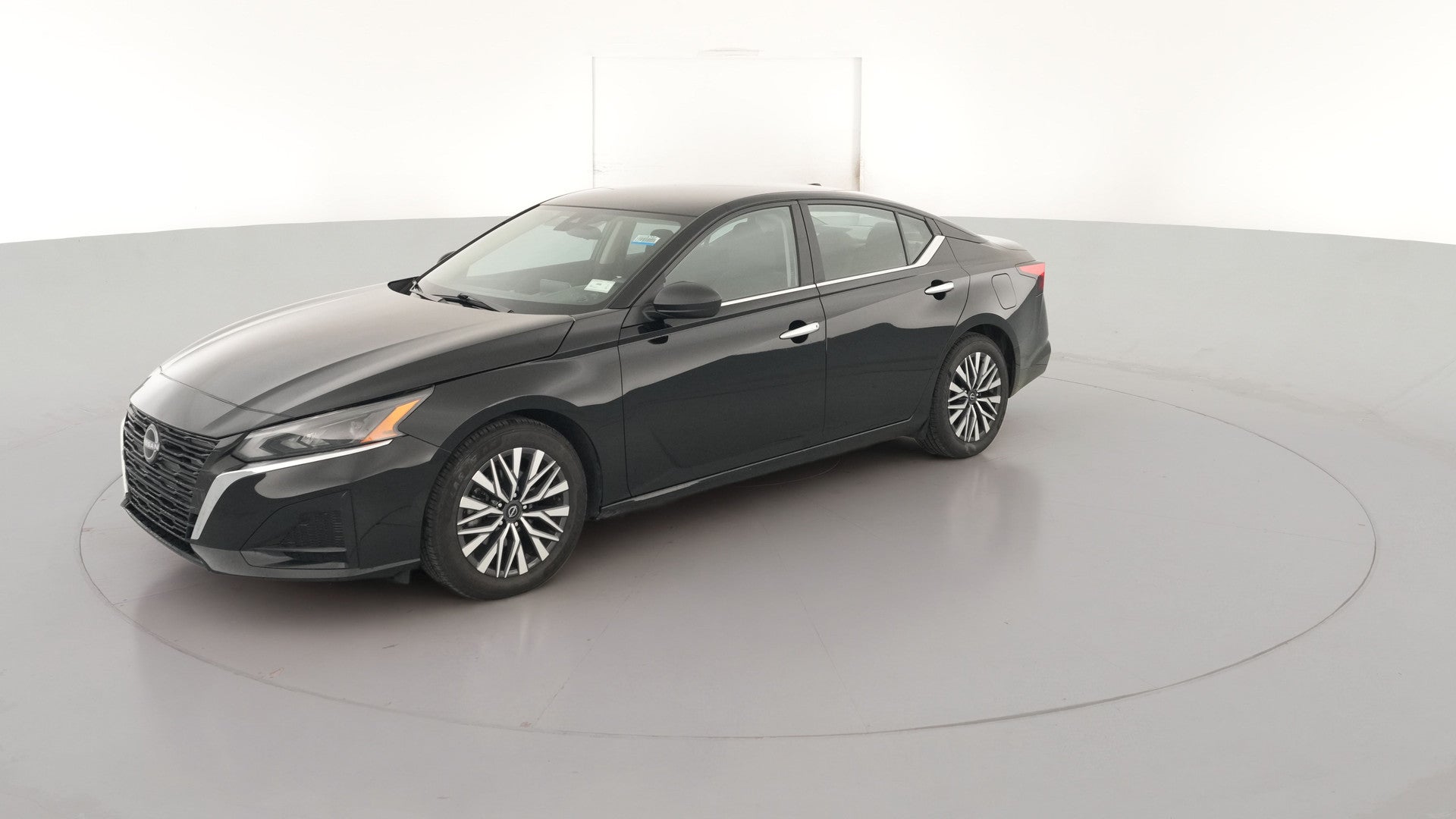 2025 Nissan Altima vehicle photo