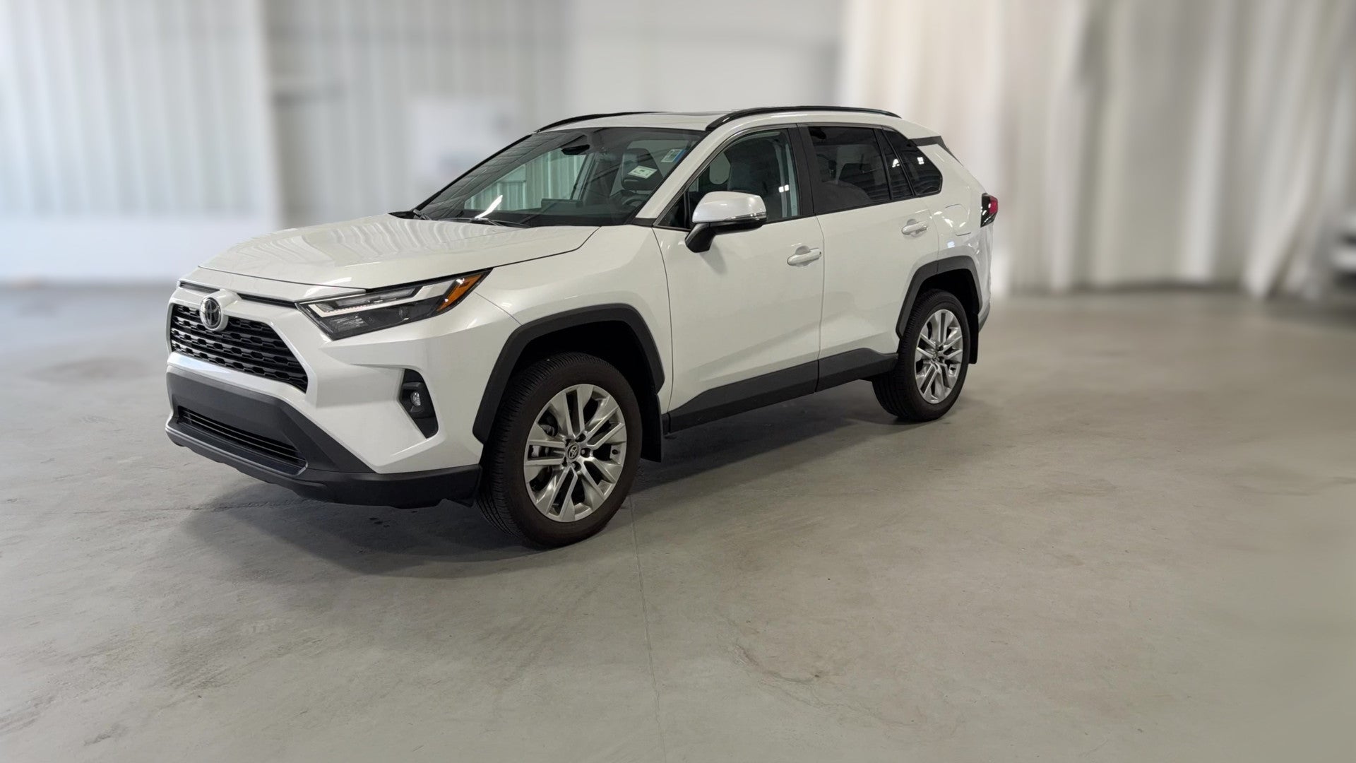 2025 Toyota RAV4 vehicle photo